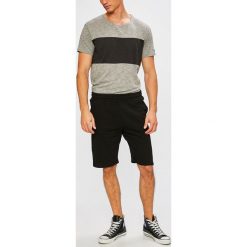 Fila - Szorty. Czarne szorty męskie Fila, m, bez wzorów, z bawełny, sportowe. W wyprzedaży za 149,90 zł.