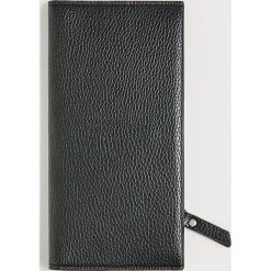 Minimalistyczny portfel - Czarny. Czarne portfele damskie Sinsay, bez wzorów. Za 29,99 zł.