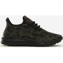 Moro Buty Sportowe Tusle. Buty sportowe męskie Born2be, bez zapięcia. W wyprzedaży za 109,99 zł.