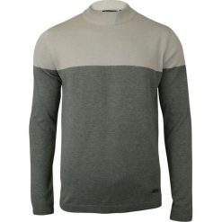Beżowo-Szary Półgolf Męski, Klasyczny -BRAVE SOUL- Dwukolorowy SWBRSAW18TRIUMPHbeigegrey. Szare swetry męskie Brave Soul, m, bez wzorów, klasyczne, z golfem, bez kaptura. Za 89,00 zł.