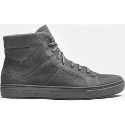 Szare sneakersy męskie. Szare sneakersy męskie marki Kazar, przed kolano, bez zapięcia. Za 499,00 zł.