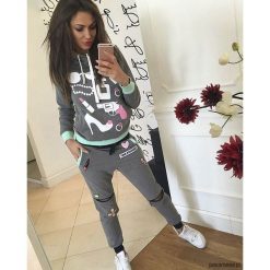 Bluza Girl Stuff. Szare bluzy dziewczęce rozpinane Pakamera, z nadrukiem, z tkaniny. Za 149,00 zł.