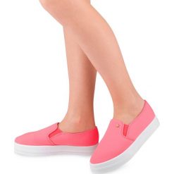 Tenisówki damskie Ideal Shoes X-2501 Różowe. Różowe trampki i tenisówki damskie Ideal Shoes, bez wzorów, z tkaniny, bez zapięcia. Za 29,00 zł.