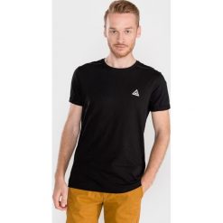 Scotch & Soda Koszulka Czarny. Czarne podkoszulki męskie Scotch & Soda, xxl, bez wzorów, z bawełny, z krótkim rękawem. Za 178,95 zł.
