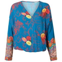 Desigual Bluzka Damska Blus Fantasio S Niebieski. Niebieskie bluzki damskie Desigual, s, bez wzorów, bez kołnierzyka, bez rękawów. W wyprzedaży za 209,00 zł.