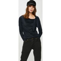 Tommy Hilfiger - Bluzka. Czarne bluzki z odkrytymi ramionami marki TOMMY HILFIGER, s, z bawełny, casualowe, z dekoltem w łódkę. Za 249,90 zł.