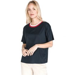 Tommy Hilfiger Olena Koszulka Niebieski. Niebieskie koszulki damskie TOMMY HILFIGER, l, bez wzorów, z bawełny, bez kołnierzyka, z krótkim rękawem. Za 324,95 zł.