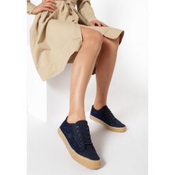 Granatowe Trampki Pause. Niebieskie espadryle damskie Born2be, bez wzorów, bez zapięcia. W wyprzedaży za 49,99 zł.