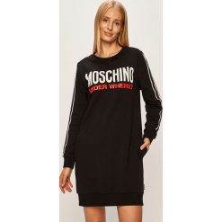 Moschino Underwear - Sukienka. Czarne sukienki damskie Moschino Underwear, na co dzień, s, z nadrukiem, z elastanu, casualowe, z okrągłym kołnierzem, z długim rękawem, długie, mini, proste. W wyprzedaży za 699,90 zł.