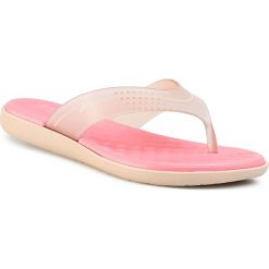 Japonki RIDER - Delta Fem 82739 Beige/Trans Beige/Pink 24943. Różowe klapki damskie Rider, bez wzorów, z tworzywa sztucznego, bez obcasa. W wyprzedaży za 89,00 zł.