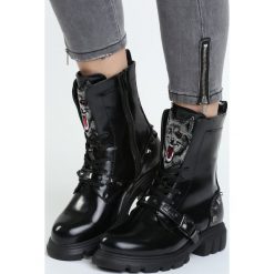 Czarne Traperki Coyote. Czarne buty zimowe damskie Born2be, ze skóry, przed kolano, na wysokim obcasie. Za 169,99 zł.