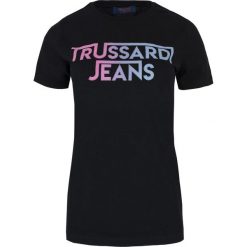 T-shirt Trussardi Jeans. Niebieskie koszulki damskie xs, bez wzorów, z jeansu, z włoskim kołnierzykiem, bez rękawów. Za 109,00 zł.