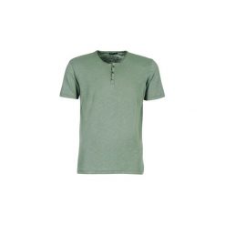 T-shirty z krótkim rękawem Sisley PALEJERO. Zielone t-shirty męskie marki Sisley, s, bez wzorów, bez kołnierzyka, krótkie. Za 103,20 zł.