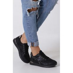 Czarne buty sportowe sznurowane Casu M807-1. Czarne buty sportowe damskie Casu, bez wzorów, sportowe. Za 40,00 zł.
