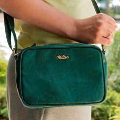 Listonoszka damska Milton ML01 zielona - zielony. Zielone listonoszki damskie Milton, w paski, ze skóry ekologicznej, sportowe, przez ramię, bez dodatków. Za 79,99 zł.