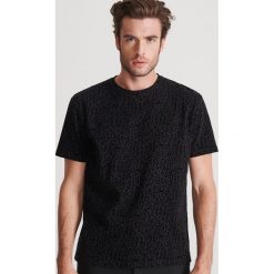 T-shirt w panterkę - Czarny. Czarne t-shirty męskie Reserved, xl, bez wzorów, bez kołnierzyka. Za 79,99 zł.