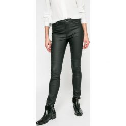 Only - Jeansy. Czarne rurki damskie marki ONLY. W wyprzedaży za 119,90 zł.