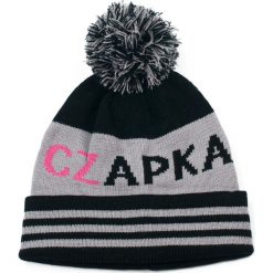 Czapka damska Z przesłaniem czarna. Czarne czapki zimowe damskie Art of Polo. Za 20,43 zł.