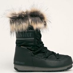 Moon Boot - Śniegowce Monaco Low WP 2. Niebieskie śniegowce damskie Moon Boot, z gumy, na sznurówki. Za 699,90 zł.