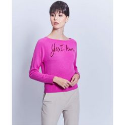 Sweter wełniany w kolorze różowym. Różowe swetry damskie Cacharel, l, z haftami, z wełny, klasyczne. W wyprzedaży za 359,95 zł.