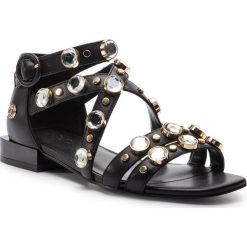 Sandały LIU JO - Giada 03 S19037 P0062 Black 22222. Czarne klapki damskie marki Liu Jo, z aplikacjami, ze skóry, bez obcasa, na obcasie. Za 799,00 zł.