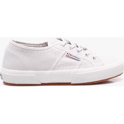 Superga - Tenisówki. Szare trampki i tenisówki damskie Superga, bez wzorów, z gumy, na sznurówki. W wyprzedaży za 179,90 zł.