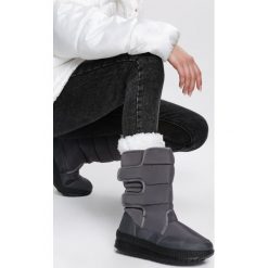 Ciemnoszare Śniegowce Indie. Szare buty sportowe damskie Renee, na spacer, na zimę, sportowe, za kostkę, bez zapięcia. Za 79,99 zł.