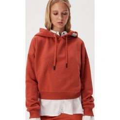 Gładka bluza z kapturem - Bordowy. Czerwone bluzy damskie Sinsay, s, bez wzorów, bez rękawów, z kapturem. Za 49,99 zł.