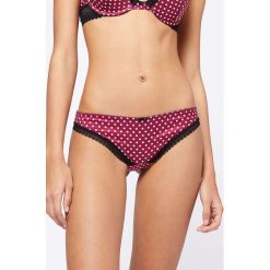 Etam - Stringi Pop Art Pny. Różowe majtki damskie Etam, z elastanu. W wyprzedaży za 49,90 zł.