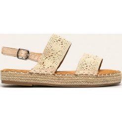 Answear - Sandały Best Shoes. Brązowe klapki damskie ANSWEAR, bez wzorów, z gumy, bez obcasa, na obcasie. W wyprzedaży za 49,90 zł.
