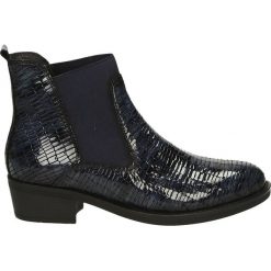 Botki - 1165505 CR NB. Czarne botki damskie skórzane marki Venezia, na obcasie. Za 219,00 zł.