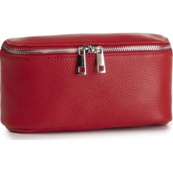 Saszetka nerka CREOLE - K10671 Czerwony. Czerwone nerki damskie Creole, bez wzorów, ze skóry, młodzieżowe, bez dodatków. W wyprzedaży za 129,00 zł.