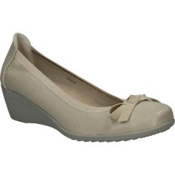 CZÓŁENKA S.BARSKI L83604. Brązowe czółenka marki S.barski. Za 49,99 zł.
