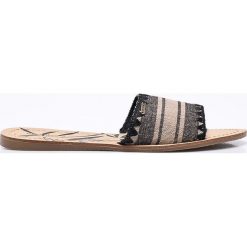 Pepe Jeans - Klapki. Czarne klapki damskie marki Pepe Jeans, z jeansu. W wyprzedaży za 129,90 zł.