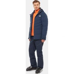 Spodnie narciarskie The North Face Chakal T93IF9H2G - granatowy. Niebieskie spodnie męskie The North Face, xl, bez wzorów. Za 607,99 zł.