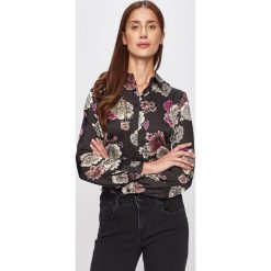 Trussardi Jeans - Koszula. Czarne bluzki damskie Trussardi Jeans, bez wzorów, z poliesteru, casualowe, z włoskim kołnierzykiem, z długim rękawem. W wyprzedaży za 399,90 zł.