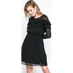 Pepe Jeans - Sukienka Riana. Czarne długie sukienki marki Pepe Jeans, na co dzień, l, z jeansu, casualowe, z okrągłym kołnierzem, z długim rękawem, proste. W wyprzedaży za 269,90 zł.