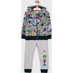 Blukids - Dres dziecięcy 98-134 cm. Szare spodnie chłopięce Blukids, bez wzorów, z bawełny. W wyprzedaży za 79,90 zł.