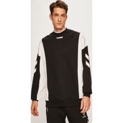 Hummel - Bluza. Czarne bluzy męskie Hummel, s, z nadrukiem, z bawełny, z okrągłym kołnierzem. W wyprzedaży za 159,90 zł.
