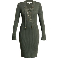 MICHAEL Michael Kors LACE UP RIB DRESS Sukienka etui khaki. Brązowe sukienki dzianinowe marki MICHAEL Michael Kors, xl. W wyprzedaży za 474,50 zł.