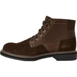 Botki "Garber Derby" w kolorze brązowym. Pomarańczowe botki męskie na sznurówki. W wyprzedaży za 439,95 zł.