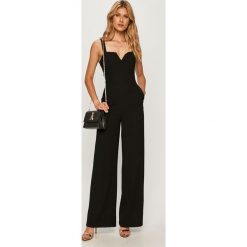 Marciano Guess - Kombinezon. Czarne kombinezony damskie MARCIANO GUESS, na co dzień, m, z aplikacjami, z poliesteru, casualowe, bez kołnierzyka, z długim rękawem, długie. W wyprzedaży za 759,90 zł.
