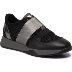 Sneakersy GEOX - D Suzzie D D94FRD 08822 C9999 Black. Czarne półbuty damskie Geox, z zamszu. W wyprzedaży za 369,00 zł.