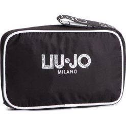 Saszetka LIU JO - Pochette Tessuto T19140 T0300 Nero 22222. Czarne saszetki damskie marki Liu Jo, bez wzorów, z materiału, młodzieżowe, bez dodatków. Za 269,00 zł.