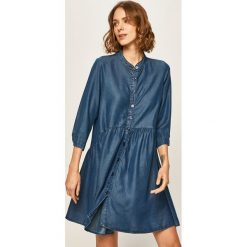 Answear - Sukienka. Niebieskie sukienki damskie ANSWEAR, na co dzień, s, bez wzorów, z wiskozy, casualowe, bez kołnierzyka, bez rękawów, mini, rozkloszowane. Za 149,90 zł.
