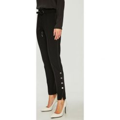 Pinko - Spodnie. Czarne spodnie damskie marki Pinko, z elastanu. Za 969,90 zł.