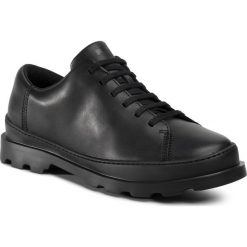 Półbuty CAMPER - Brutus K100245-004 Black. Czarne półbuty męskie Camper, na co dzień, bez wzorów, ze skóry, eleganckie, bez zapięcia. W wyprzedaży za 399,00 zł.