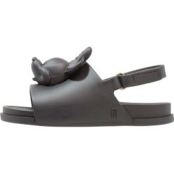 Sandały chłopięce: Melissa MINI DISNEY BEACH SLIDE Sandały kąpielowe black matt