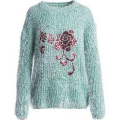 Zielony Sweter More Night. Zielone swetry damskie Multu, xl, bez wzorów, bez rękawów, bez kaptura. Za 49,99 zł.