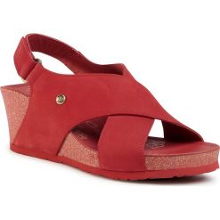 Sandały PANAMA JACK - Valeska Basic B4 Nobuck Rojo/Red. Czerwone klapki damskie Panama Jack, bez wzorów, ze skóry, bez obcasa, na koturnie. W wyprzedaży za 379,00 zł.